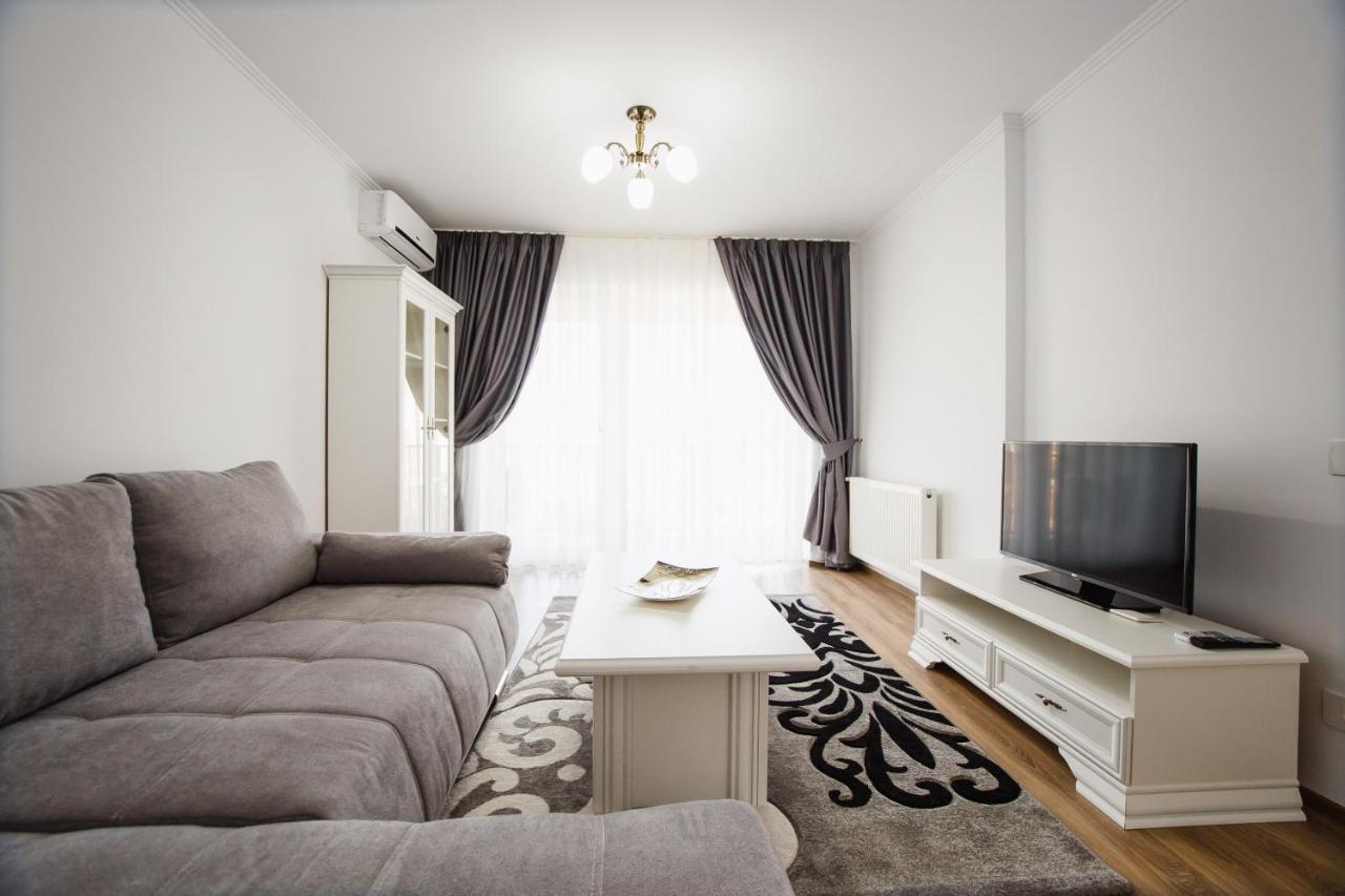 Bright & Elegant Central Apartment 拉迪亚 外观 照片