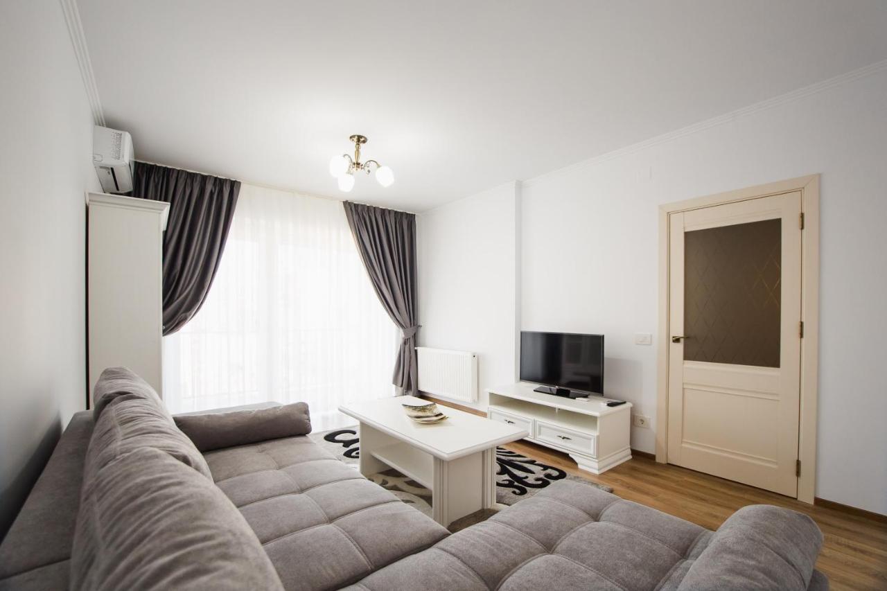 Bright & Elegant Central Apartment 拉迪亚 外观 照片