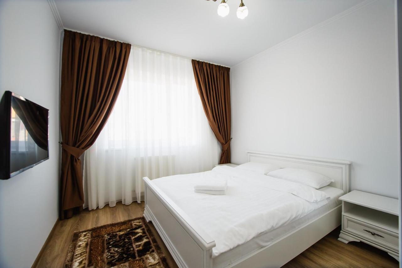 Bright & Elegant Central Apartment 拉迪亚 外观 照片