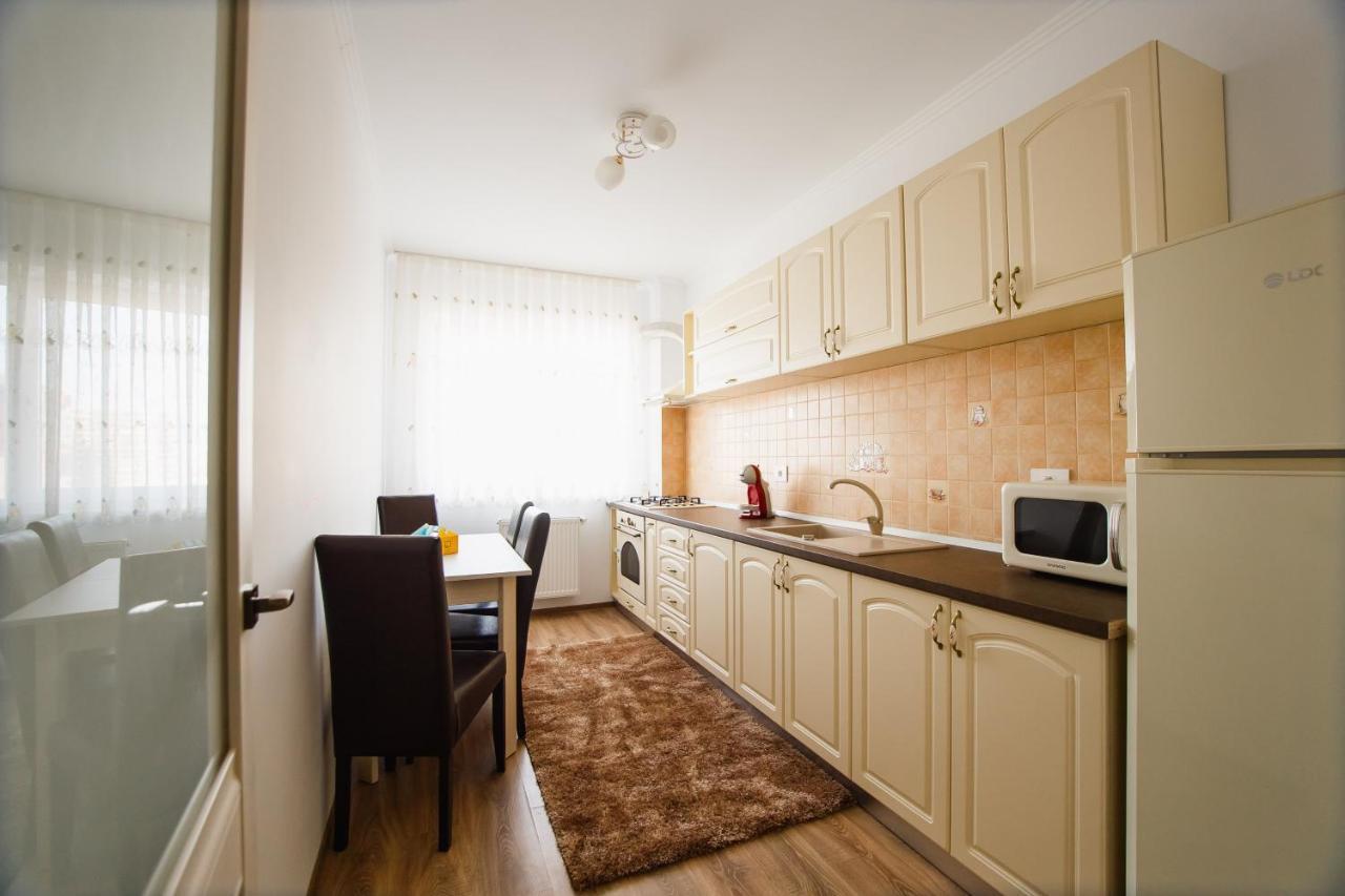 Bright & Elegant Central Apartment 拉迪亚 外观 照片