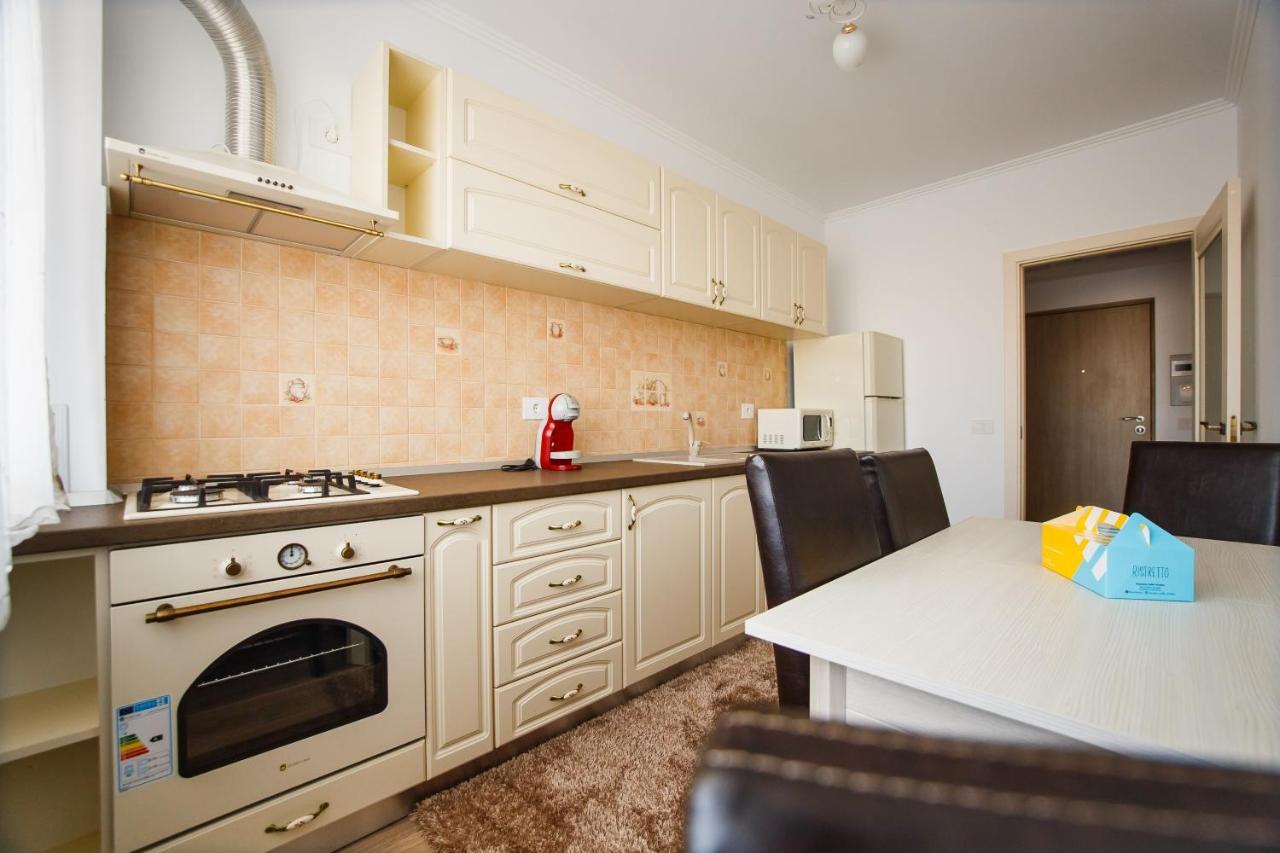 Bright & Elegant Central Apartment 拉迪亚 外观 照片